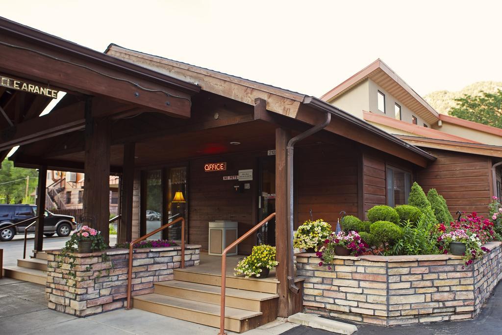 Glenwood Springs Cedar Lodge Exteriér fotografie